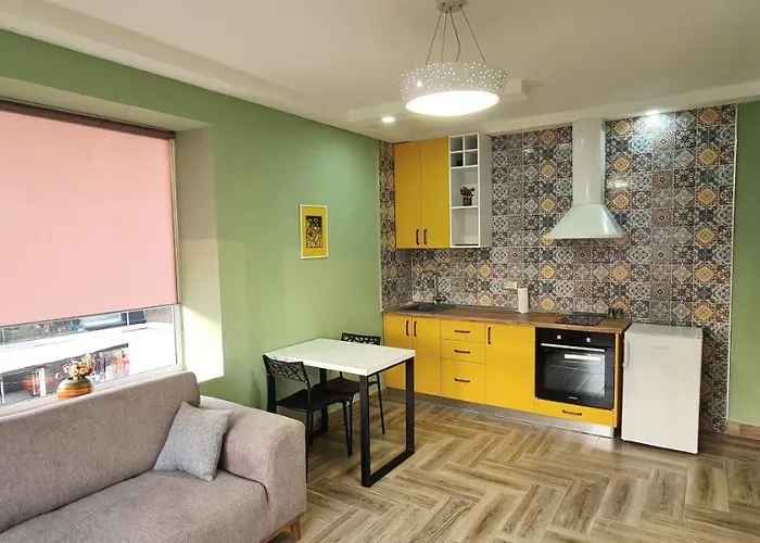 2v1 - Sheshi Willson * ティラナ