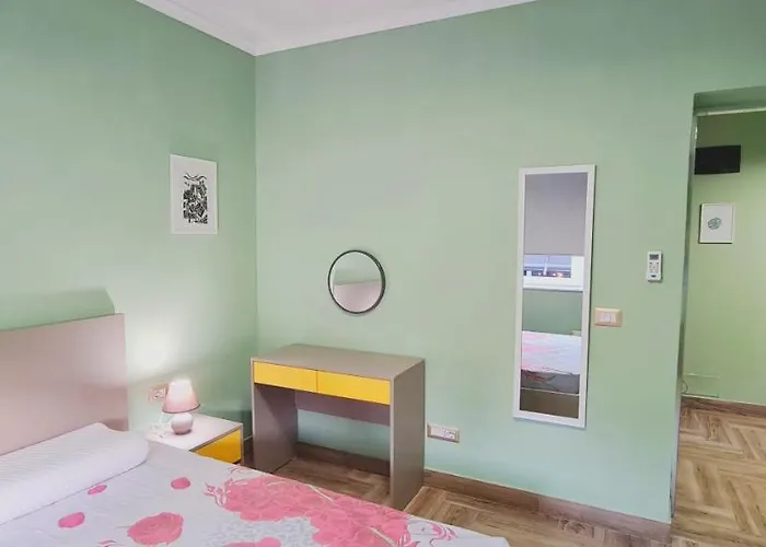 2v1 - Sheshi Willson アパート ティラナ