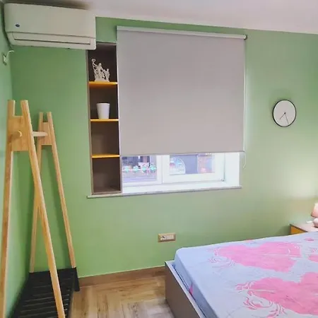 2v1 - Sheshi Willson * Tirana