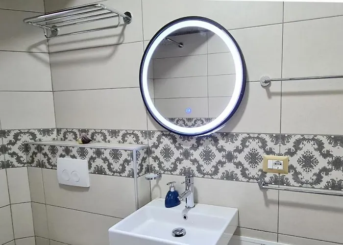 Lägenhet 2v1 - Sheshi Willson